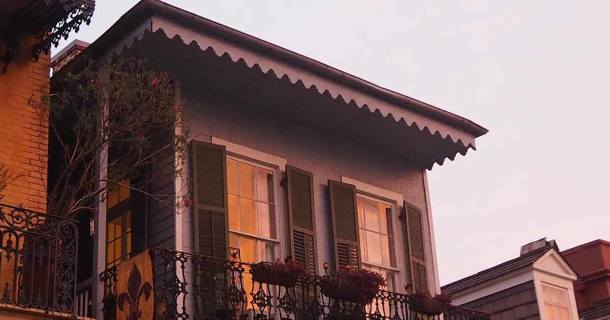 Booking a New Orleans Anniversary Dinner From Paris in French, Shellfish Allergy and All