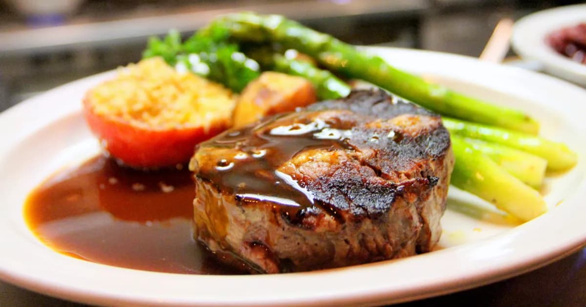 Table for Eleven After Sunset Prayer: Booking a Manhattan Halal Steakhouse in Arabic